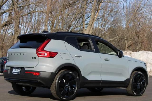 2026 Volvo XC40 Black Edition Ultra, B5 AWD Gas (mild hybrid)