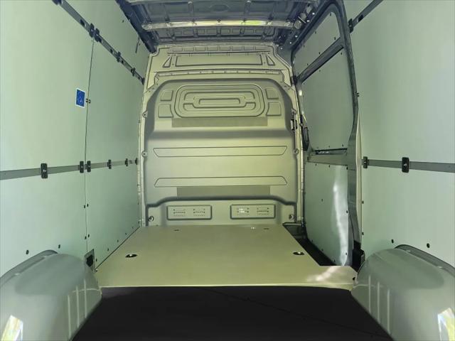 2026 Mercedes-Benz Sprinter 2500 Standard Roof 4-Cyl Diesel HO