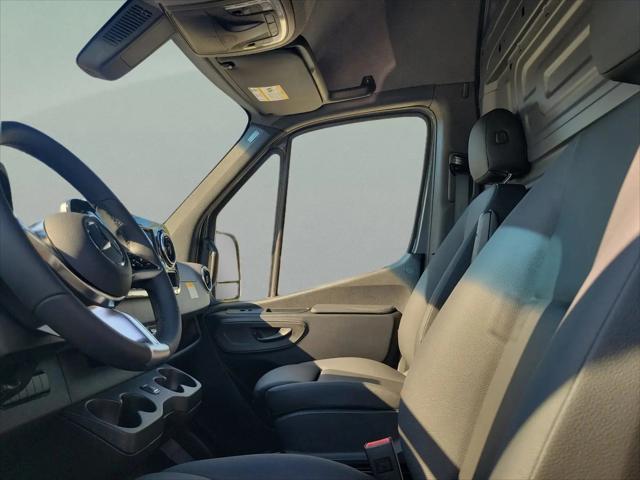 2026 Mercedes-Benz Sprinter 2500 Standard Roof 4-Cyl Diesel HO
