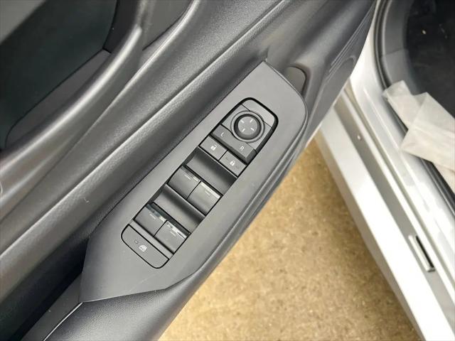 2026 Toyota Prius Plug-In SE