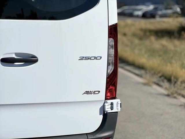 2025 Mercedes-Benz Sprinter 2500 High Roof 4-Cyl Diesel HO