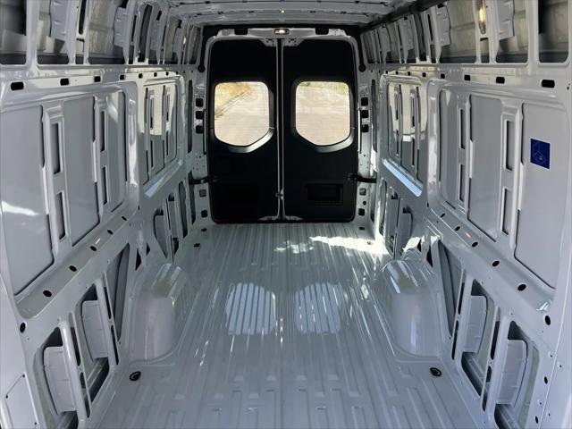 2025 Mercedes-Benz Sprinter 2500 High Roof 4-Cyl Diesel HO