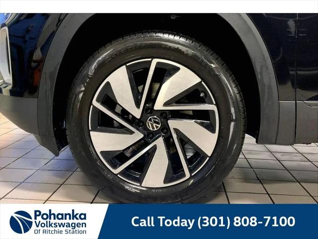 2026 Volkswagen Atlas SE with Technology