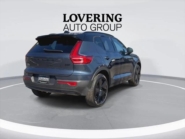 2026 Volvo XC40 Black Edition Ultra, B5 AWD Gas (mild hybrid)