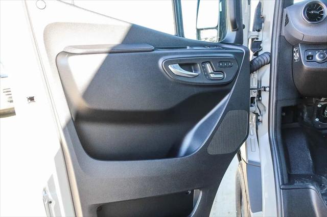 2026 Mercedes-Benz Sprinter 2500 Standard Roof 4-Cyl Diesel HO