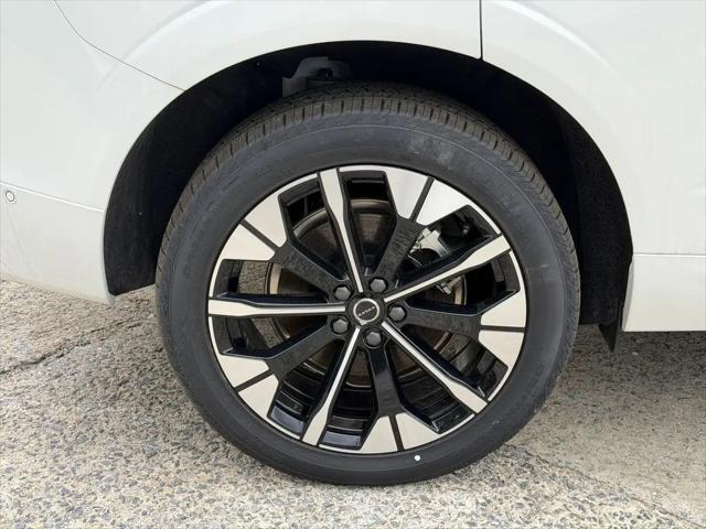 2026 Volvo XC60 Plug-In Hybrid Plus, T8 AWD Electric/Gasoline, Dark