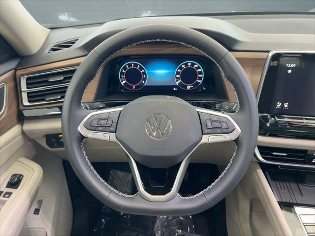 2026 Volkswagen Atlas SE with Technology