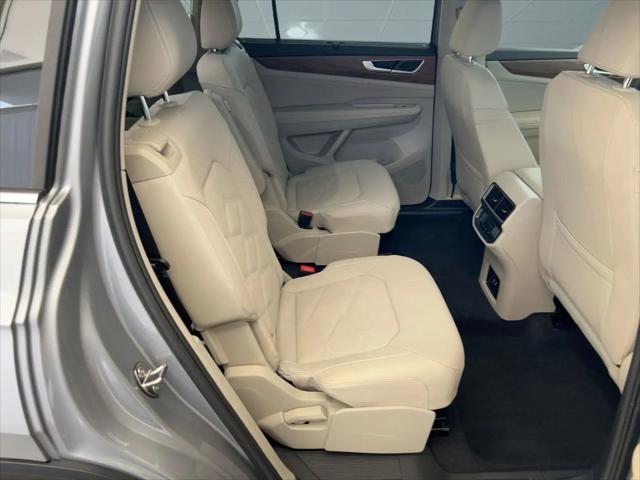 2026 Volkswagen Atlas SE with Technology