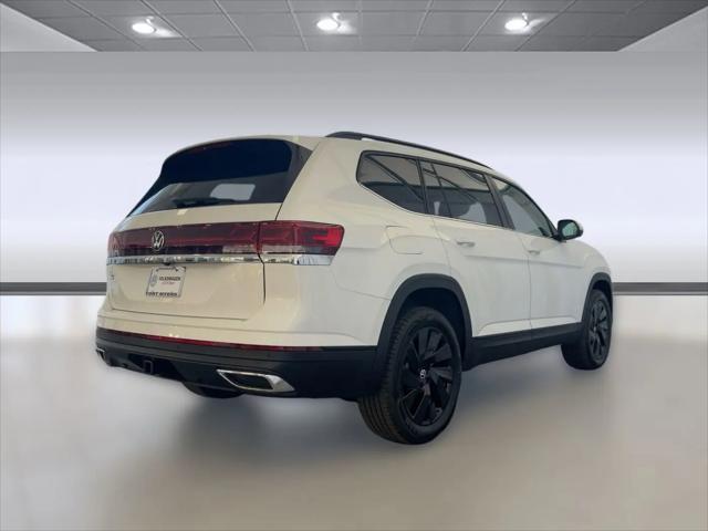 2026 Volkswagen Atlas SE with Technology