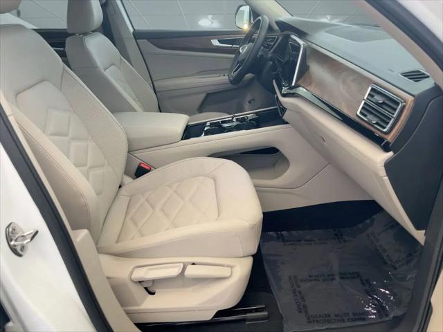 2026 Volkswagen Atlas SE with Technology
