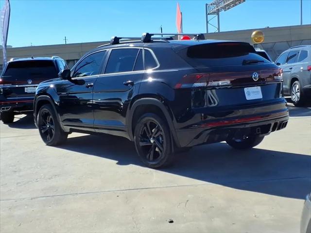 2026 Volkswagen Atlas Cross Sport SEL R-Line Black