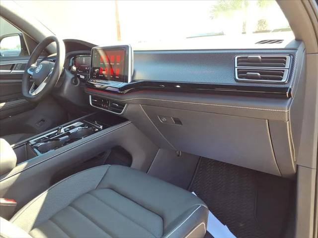 2026 Volkswagen Atlas Cross Sport SEL R-Line Black