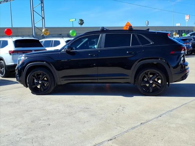 2026 Volkswagen Atlas Cross Sport SEL R-Line Black