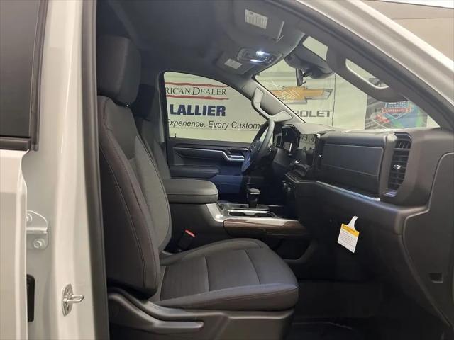 2026 Chevrolet Silverado 1500 4WD Crew Cab Standard Bed LT