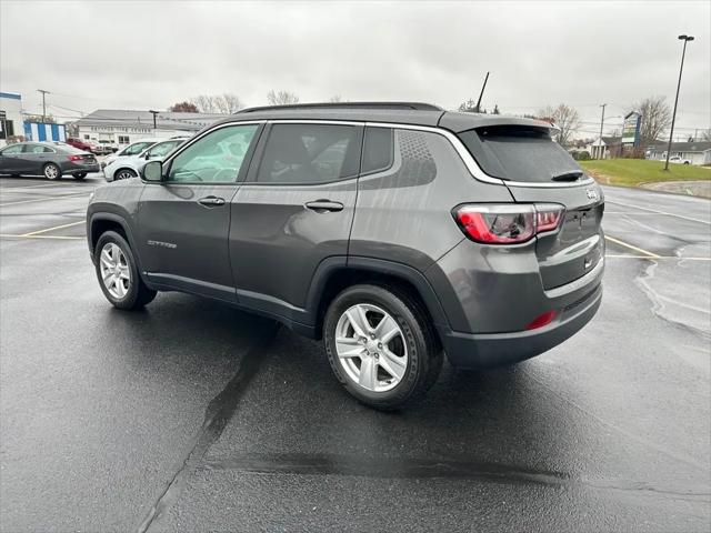 2022 Jeep Compass Latitude FWD