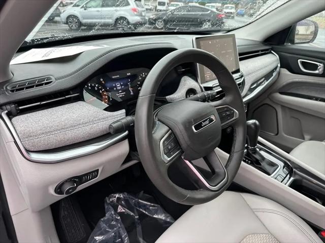 2022 Jeep Compass Latitude FWD