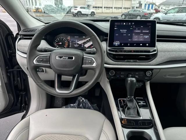 2022 Jeep Compass Latitude FWD
