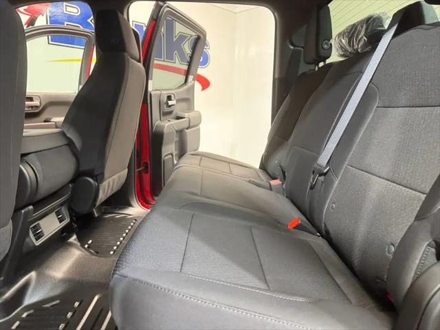 2026 GMC Sierra 1500 Crew Cab, Short Bed, Pro, 4WD