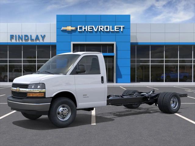 2025 Chevrolet Express Cutaway Work Van