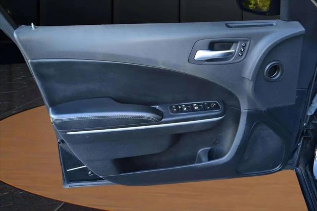 2021 Dodge Charger SXT RWD