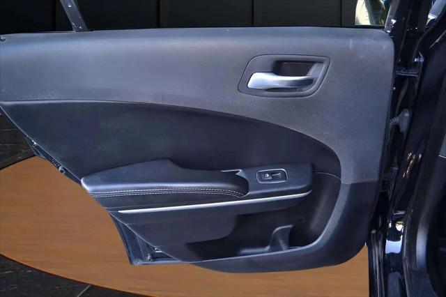 2021 Dodge Charger SXT RWD