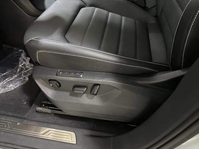 2026 Volkswagen Atlas SEL