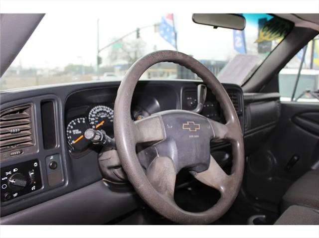 2005 Chevrolet Silverado 3500 Work Truck
