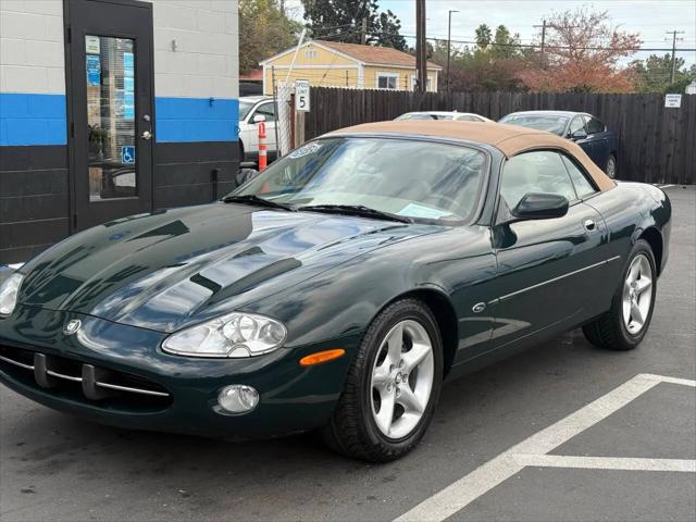 2001 Jaguar XK8 Standard