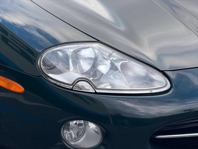 2001 Jaguar XK8 Standard
