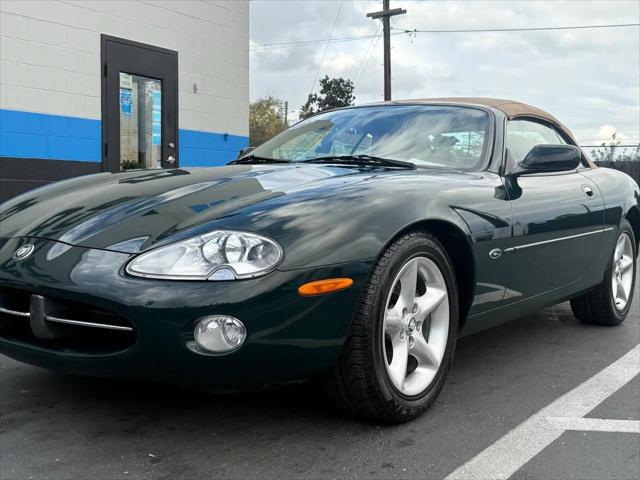 2001 Jaguar XK8 Standard