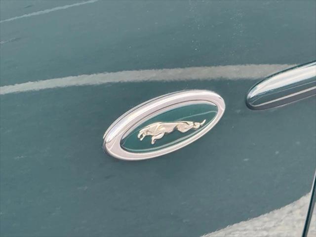 2001 Jaguar XK8 Standard
