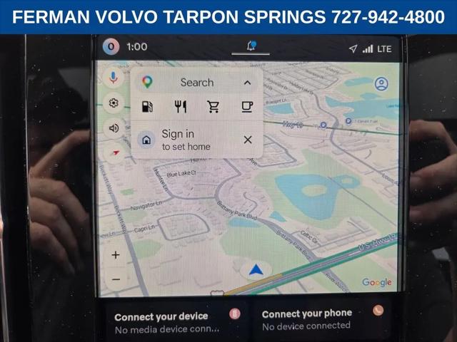 2026 Volvo XC40 Core, B4 FWD Gas (mild hybrid), Dark