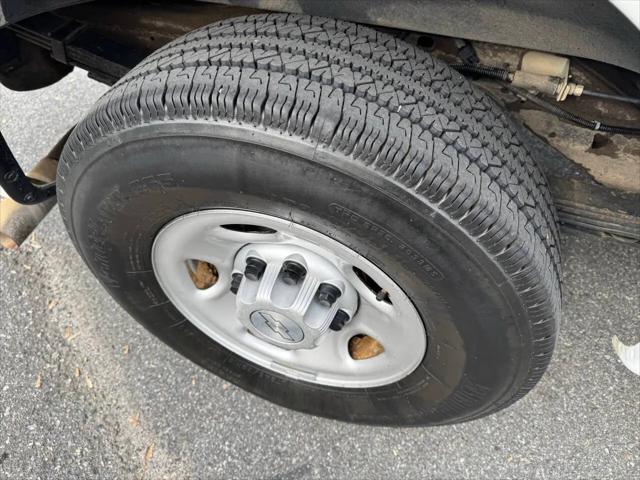 2019 Chevrolet Express LS