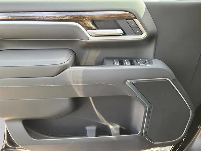 2026 GMC Sierra 2500HD Double Cab, Standard Bed, SLE, RWD
