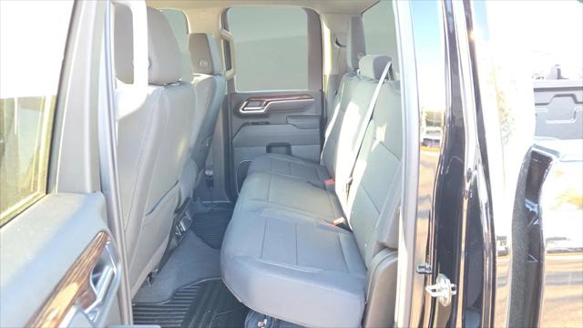 2026 GMC Sierra 2500HD Double Cab, Standard Bed, SLE, RWD