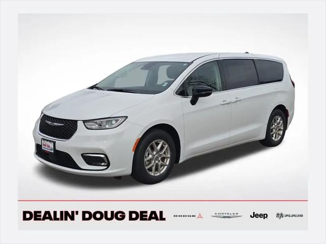 2024 Chrysler Pacifica Touring L for sale in Cheyenne, WY