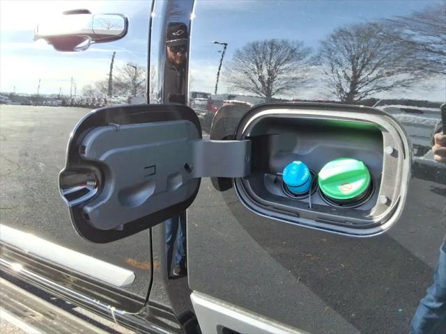 2026 Chevrolet Silverado 2500HD Crew Cab, Standard Bed, High Country, 4WD