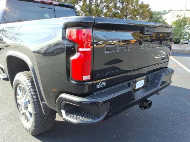 2026 Chevrolet Silverado 2500HD Crew Cab, Standard Bed, High Country, 4WD