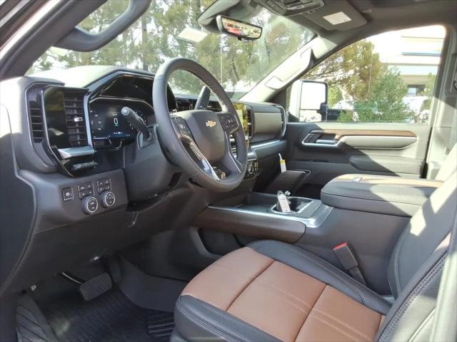 2026 Chevrolet Silverado 2500HD Crew Cab, Standard Bed, High Country, 4WD
