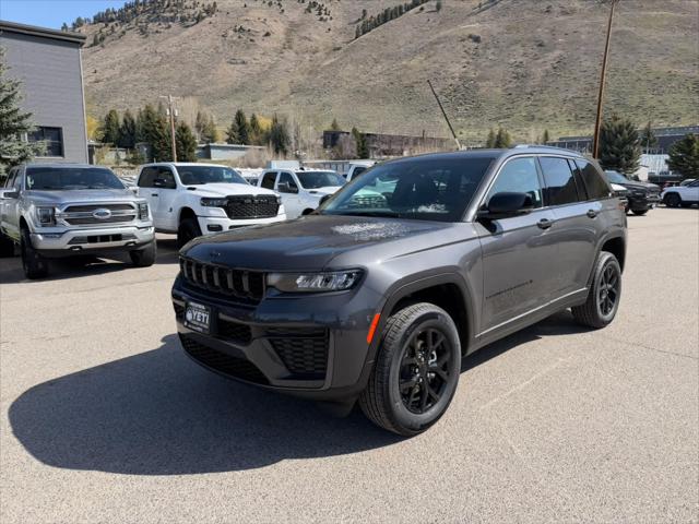 2026 Jeep Grand Cherokee GRAND CHEROKEE LAREDO ALTITUDE 4X4