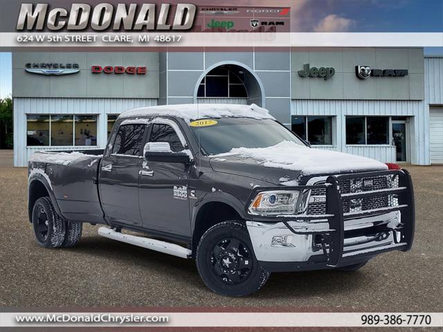 2017 RAM 3500 Laramie Crew Cab 4x4 8 Box