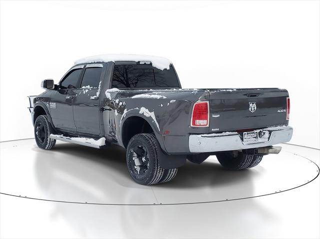 2017 RAM 3500 Laramie Crew Cab 4x4 8 Box