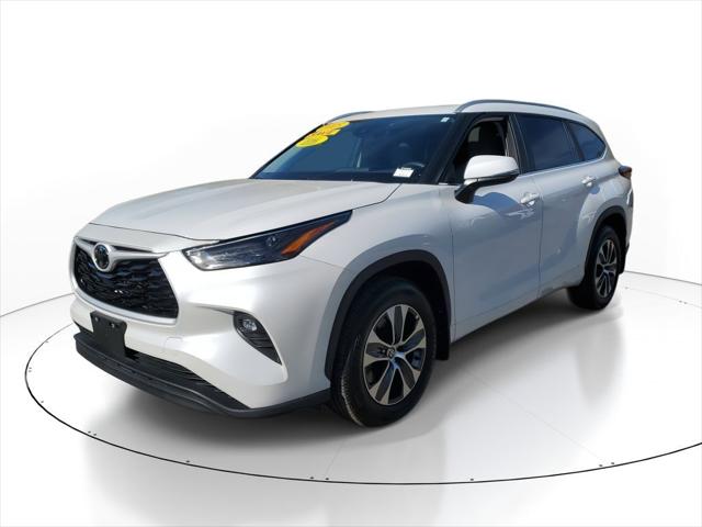 2025 Toyota Highlander XLE 2025 Toyota Highlander XLE