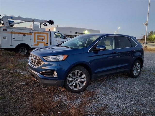 2022 Ford Edge Titanium