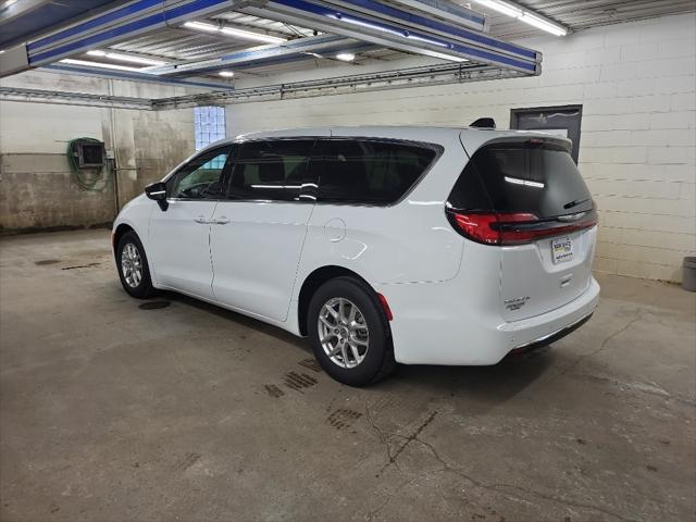 2025 Chrysler Pacifica Select 2025 Chrysler Pacifica Select