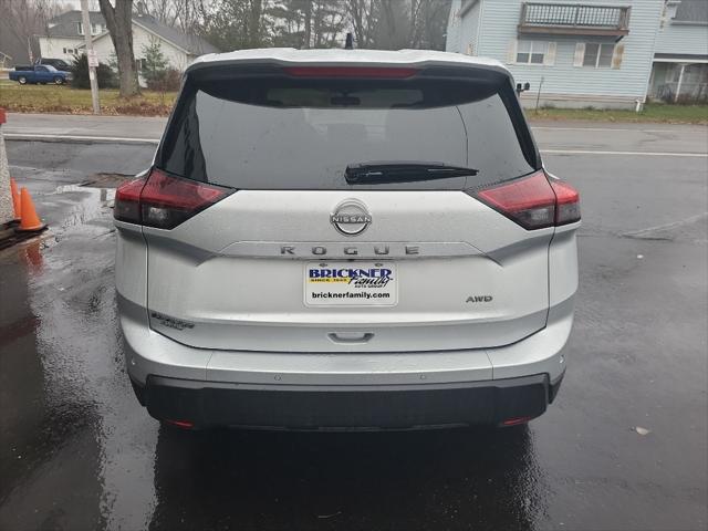 2024 Nissan Rogue S Intelligent AWD 2024 Nissan Rogue S Intelligent AWD