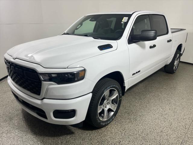 2025 RAM Ram 1500 RAM 1500 TRADESMAN CREW CAB 4X2 57 BOX