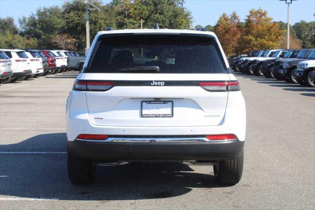 2025 Jeep Grand Cherokee GRAND CHEROKEE LAREDO X 4X2