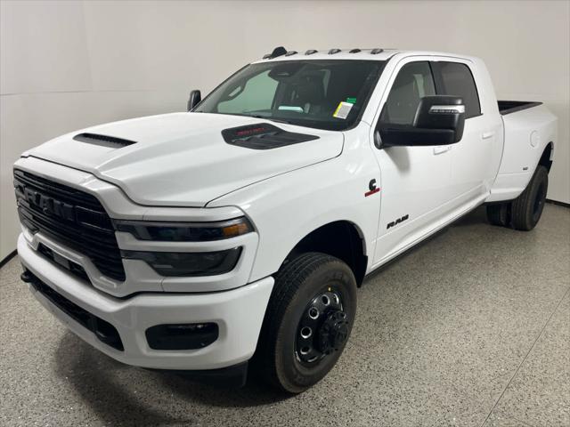 2026 RAM Ram 3500 RAM 3500 LARAMIE MEGA CAB 4X4 64 BOX 2026 RAM Ram 3500 RAM 3500 LARAMIE MEGA CAB 4X4 64 BOX