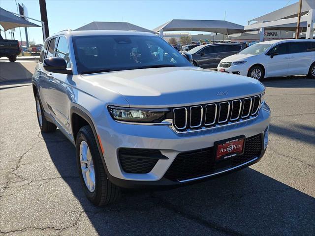 2025 Jeep Grand Cherokee Laredo X 4x2